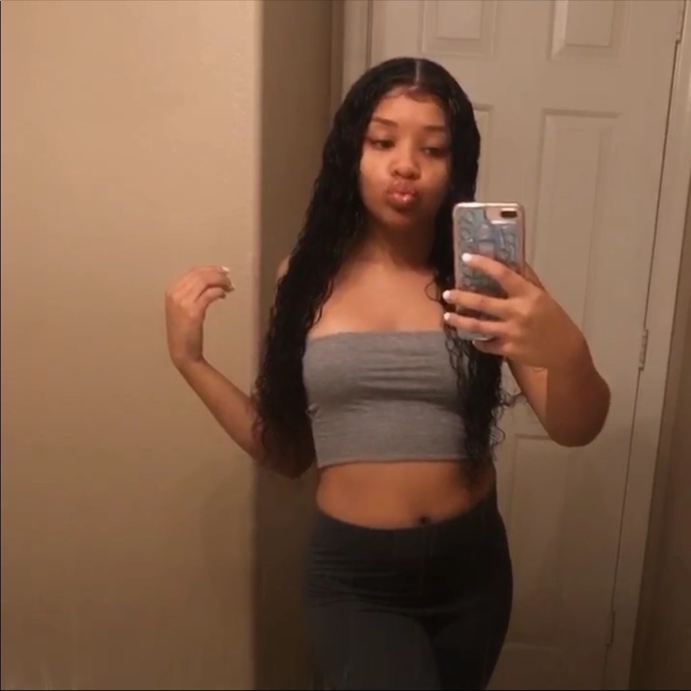 Meet your Posher, Angelique